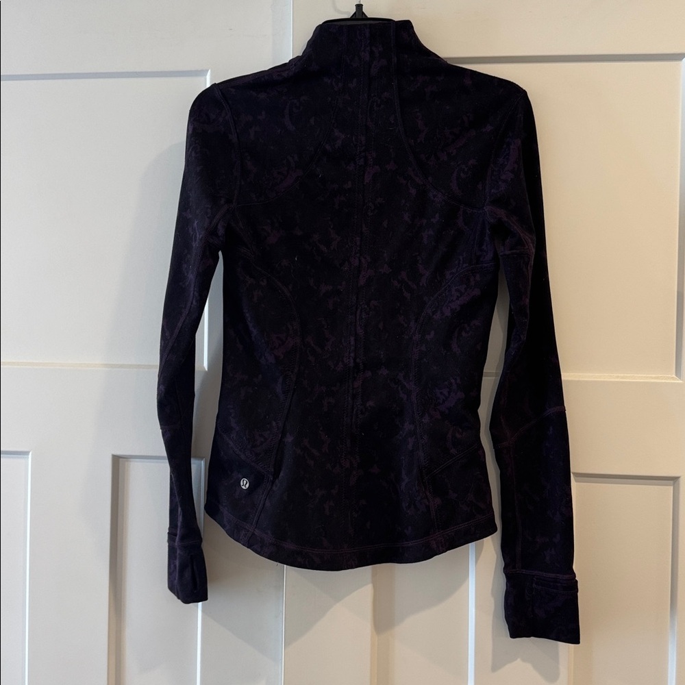 Lululemon Forme Jacket II, Purple and Black, Rose Gold Zippers, Size Small - Picture 12 of 15